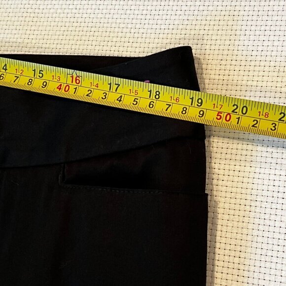 Lane Bryant Cropped Dress Pant Women's Plus Size 18 Stretch Capri Pockets - Picture 3 of 6